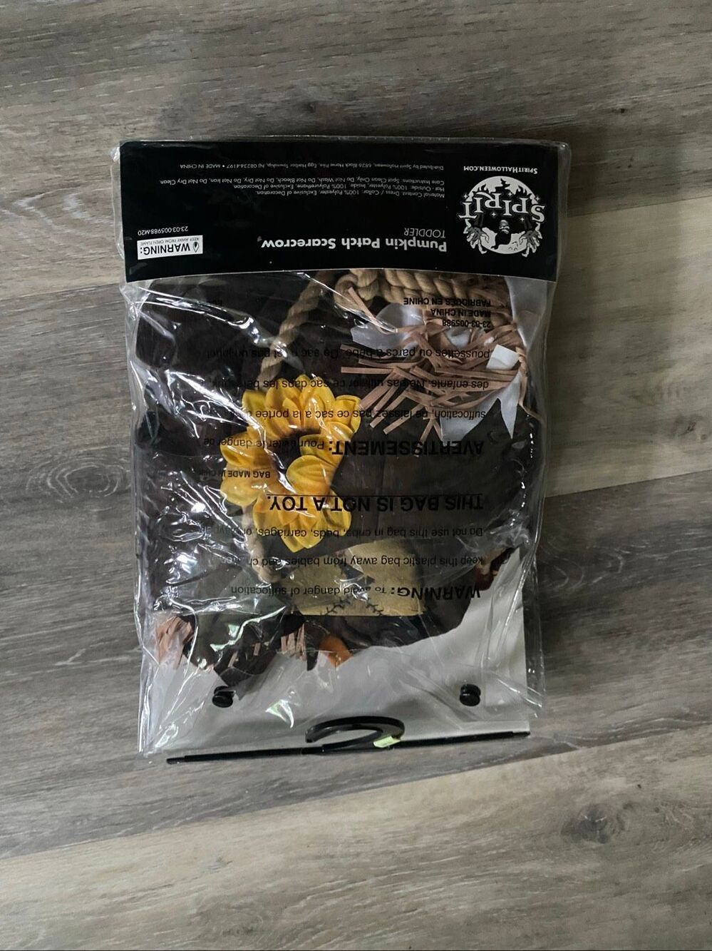 Spirit Halloween Pumpkin Patch Scarecrow Toddler Costume Size 3T-4T Brand New - Picture 2 of 5